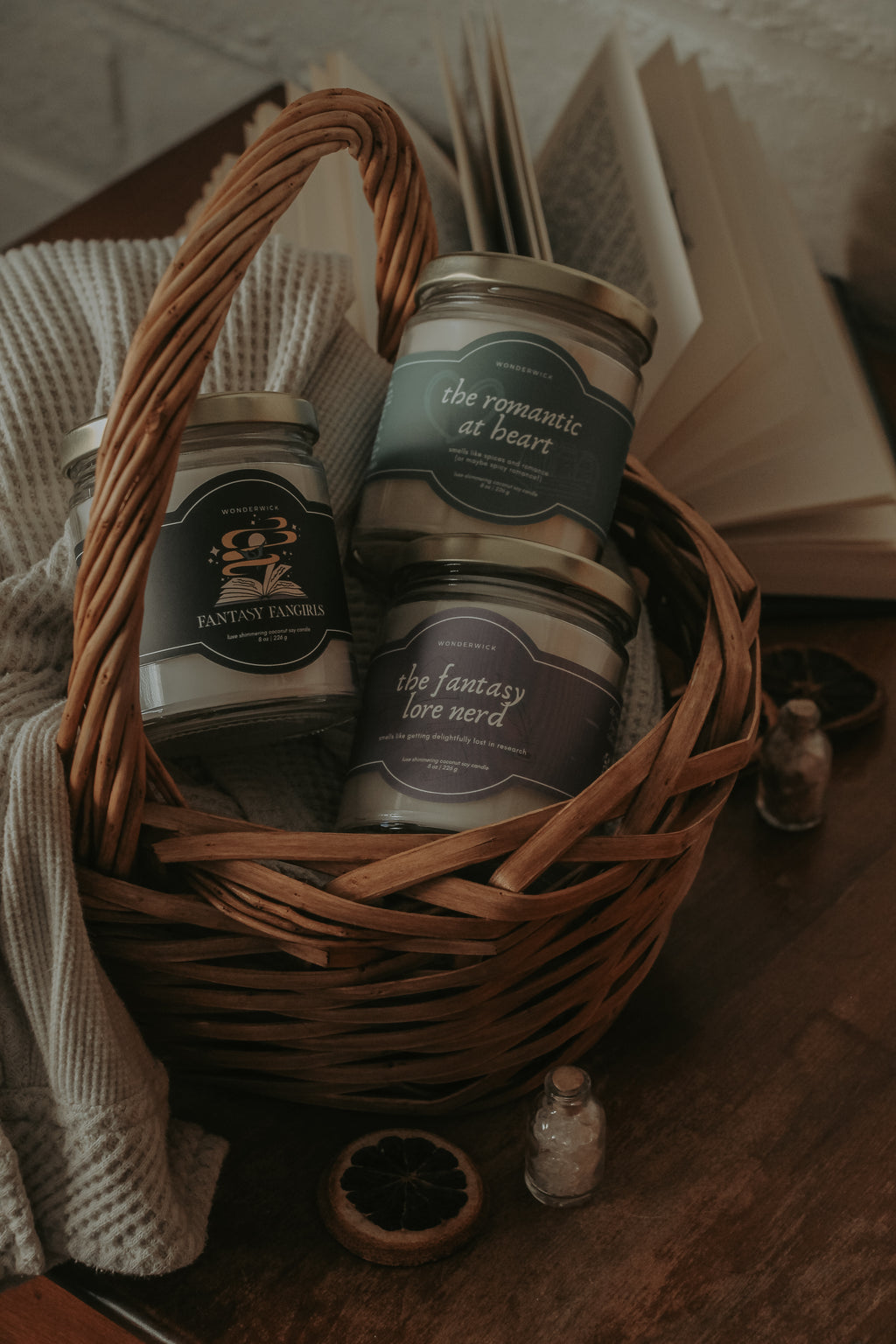 Fantasy Fangirls Candle