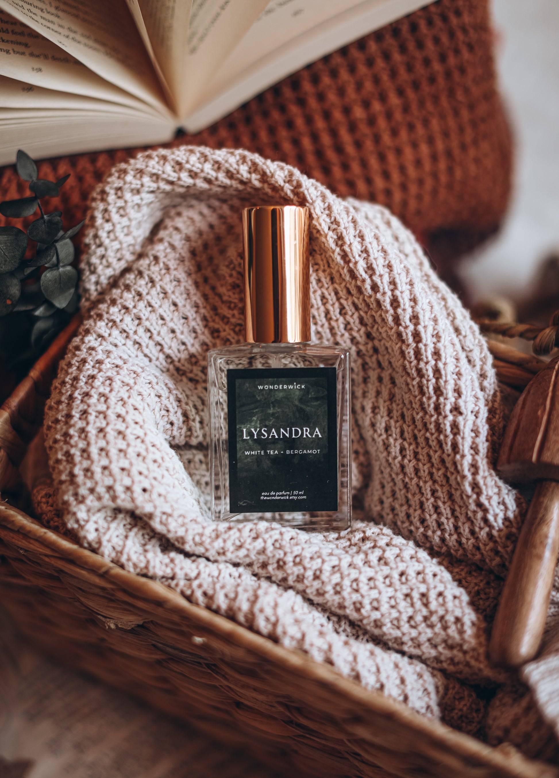 Smells Like Lysandra Perfume
